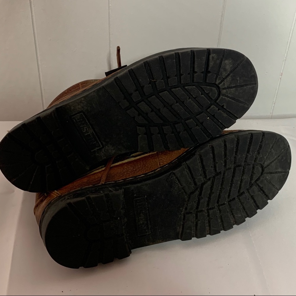JUSTIN “Chip” Rustic Cowhide Chukka Lace Up Boots - Picture 7 of 8